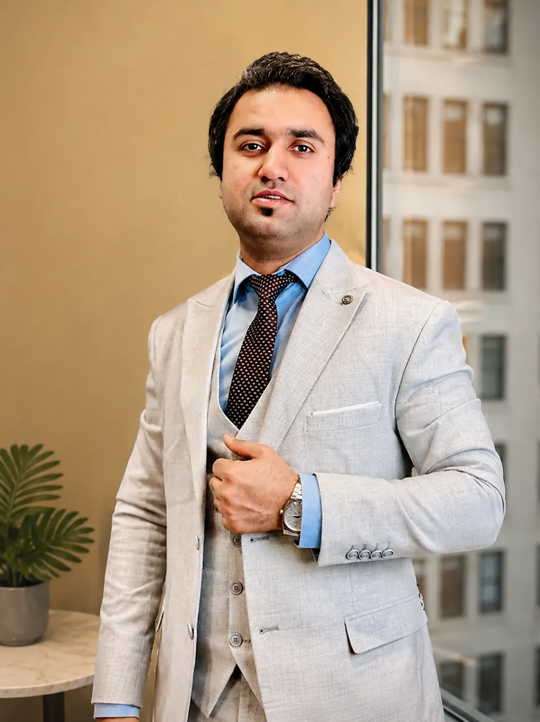 Haseeb Hamdani — business consultant and strategic advisor